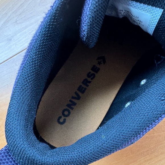 Converse Chuck Taylor All Star in Dark Blue and White - Picture 3 of 9